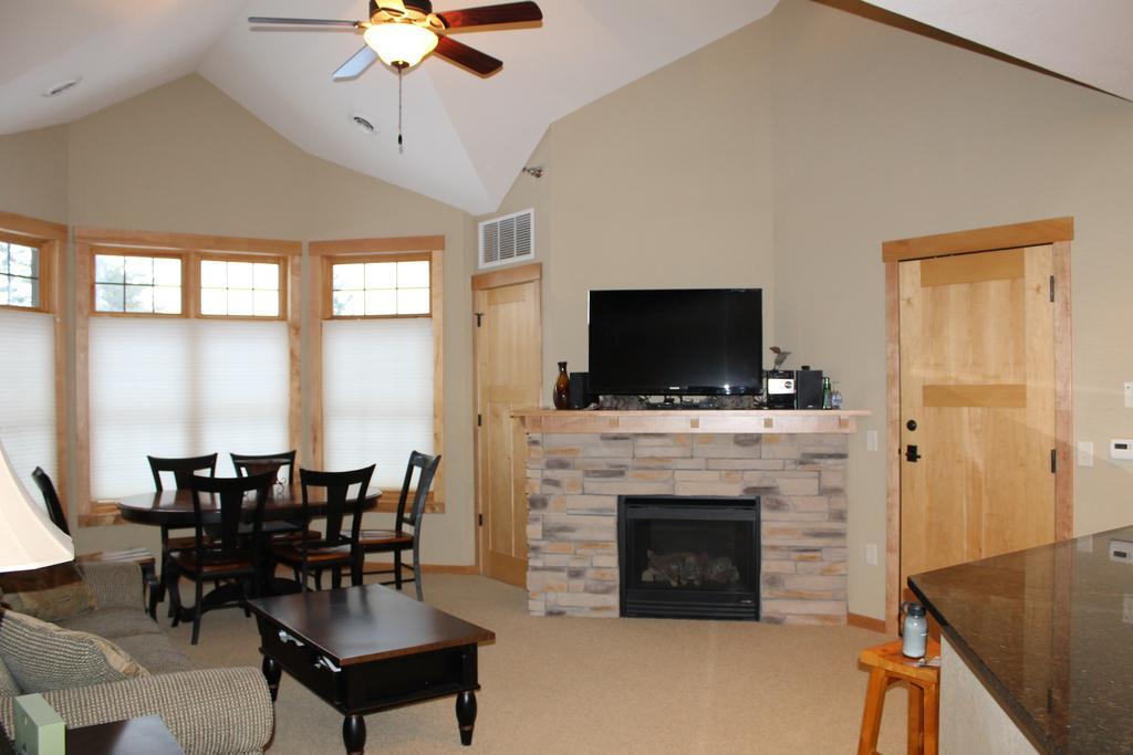 Northernaire Resort Three Lakes Extérieur photo
